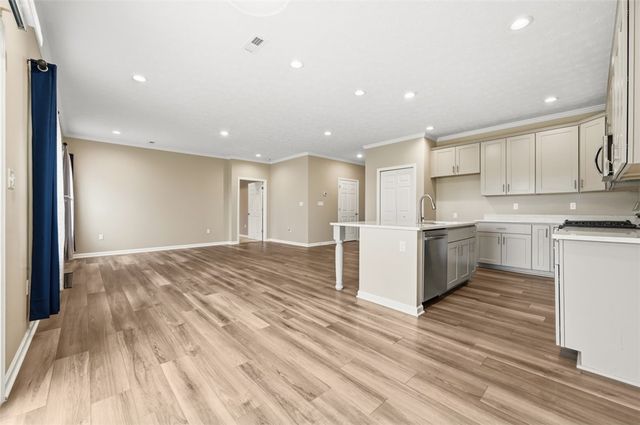 430 Dana Dr, Plum Boro, PA 15068