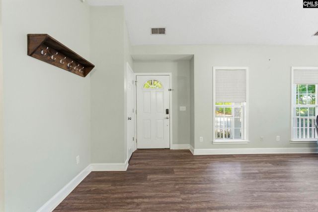 6 Woodlands Ridge Ct, Columbia, SC 29229