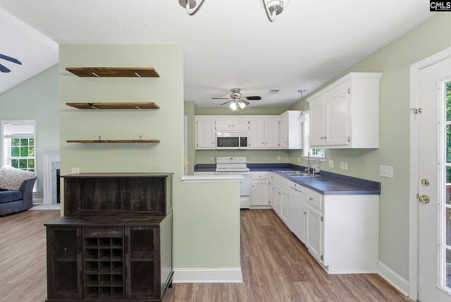 6 Woodlands Ridge Ct, Columbia, SC 29229