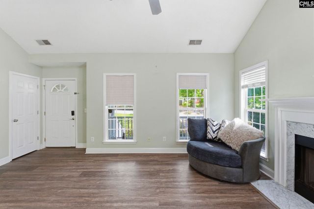6 Woodlands Ridge Ct, Columbia, SC 29229