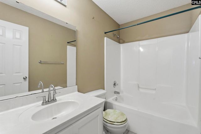 6 Woodlands Ridge Ct, Columbia, SC 29229