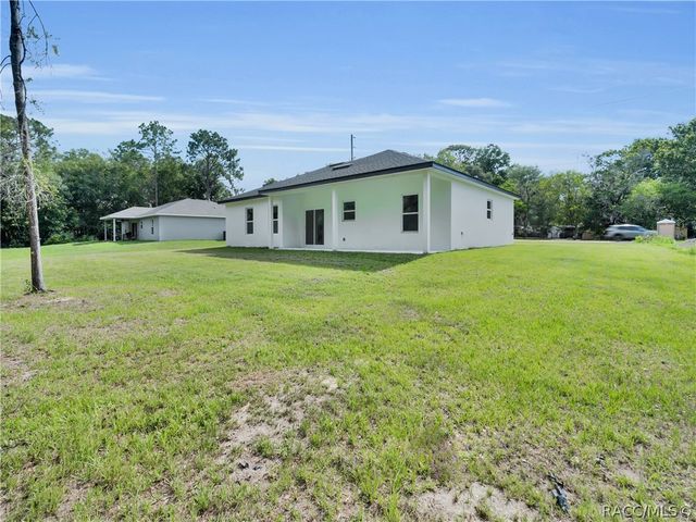 8790 N Elkcam Boulevard, Citrus Springs, FL 34433