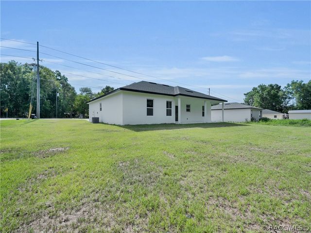 8790 N Elkcam Boulevard, Citrus Springs, FL 34433