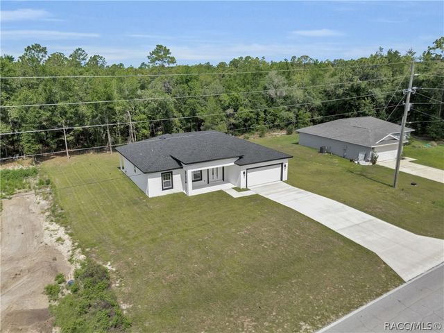 8790 N Elkcam Boulevard, Citrus Springs, FL 34433