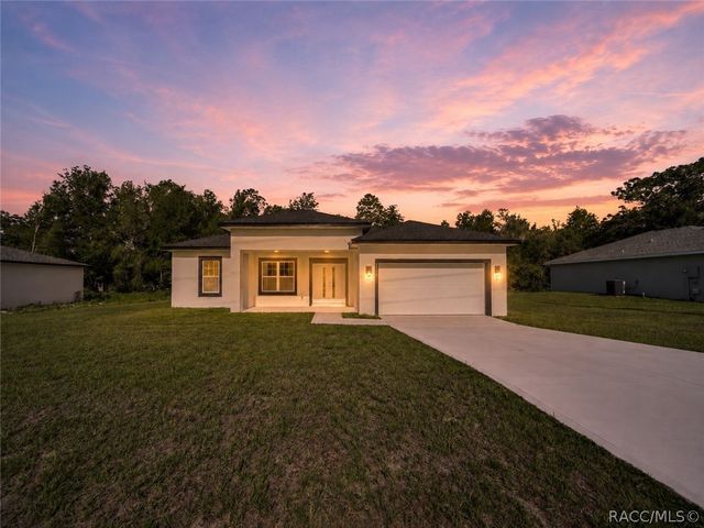 8790 N Elkcam Boulevard, Citrus Springs, FL 34433