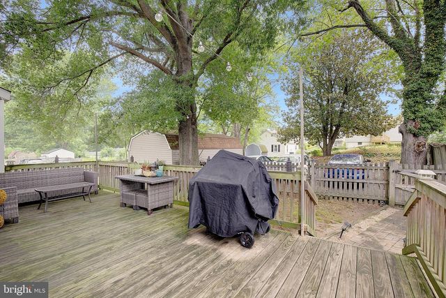 295 WEST AVE, Prince Frederick, MD 20678