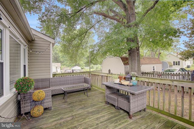295 WEST AVE, Prince Frederick, MD 20678