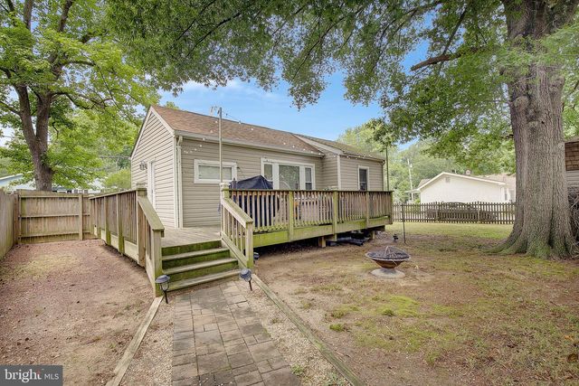 295 WEST AVE, Prince Frederick, MD 20678