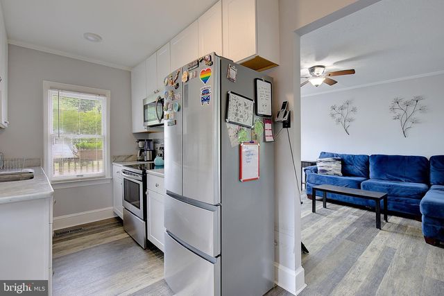 295 WEST AVE, Prince Frederick, MD 20678