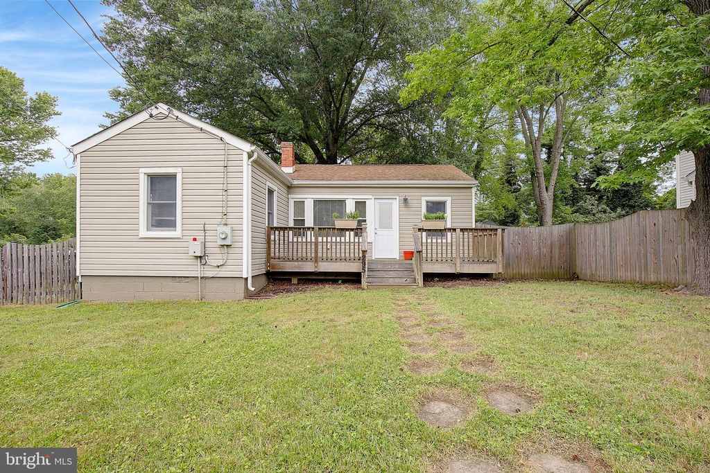 295 WEST AVE, Prince Frederick, MD 20678