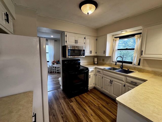 1115 Hiawatha Drive, Beaver Dam, WI 53916