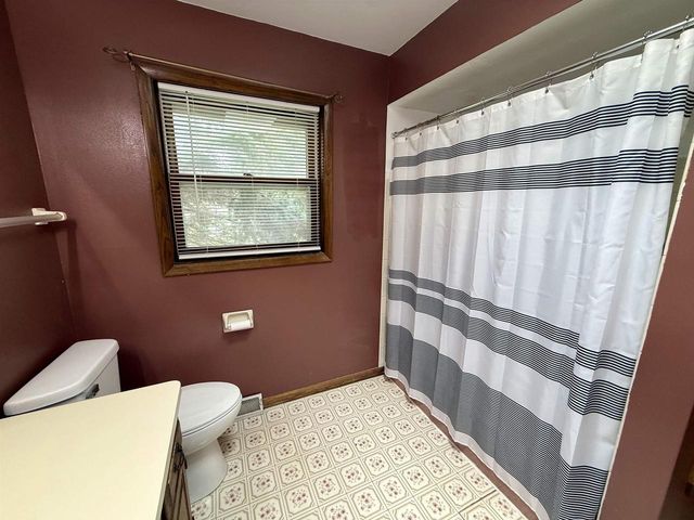 1115 Hiawatha Drive, Beaver Dam, WI 53916