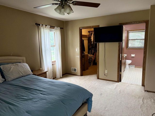 1115 Hiawatha Drive, Beaver Dam, WI 53916