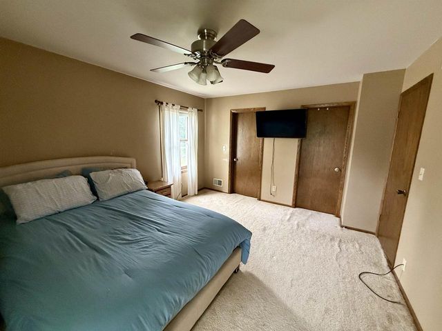 1115 Hiawatha Drive, Beaver Dam, WI 53916