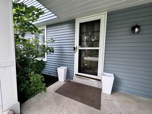 1115 Hiawatha Drive, Beaver Dam, WI 53916