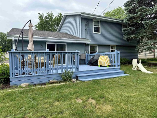 1115 Hiawatha Drive, Beaver Dam, WI 53916