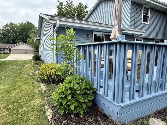 1115 Hiawatha Drive, Beaver Dam, WI 53916