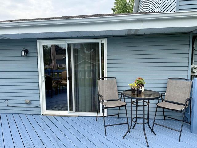 1115 Hiawatha Drive, Beaver Dam, WI 53916