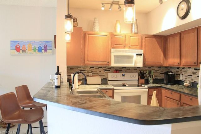 15590 Ocean Walk CIR 315, Fort Myers, FL 33908