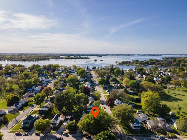700 S Center Street, Beaver Dam, WI 53916
