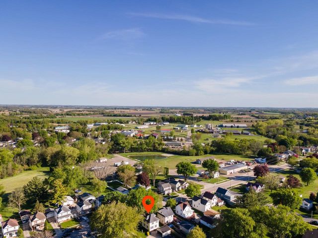 700 S Center Street, Beaver Dam, WI 53916