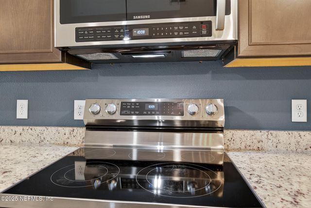 13943 MOLINA Drive, Jacksonville, FL 32256