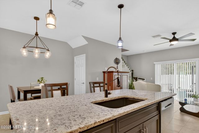 13943 MOLINA Drive, Jacksonville, FL 32256