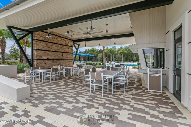 13943 MOLINA Drive, Jacksonville, FL 32256