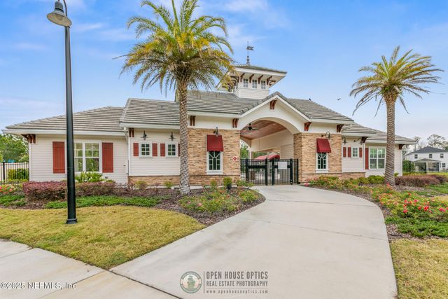 13943 MOLINA Drive, Jacksonville, FL 32256