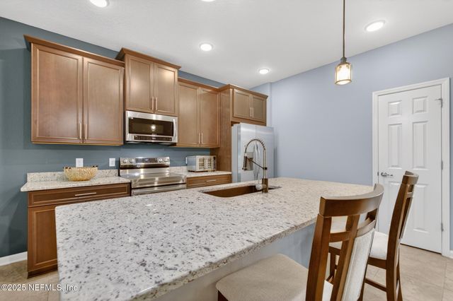 13943 MOLINA Drive, Jacksonville, FL 32256