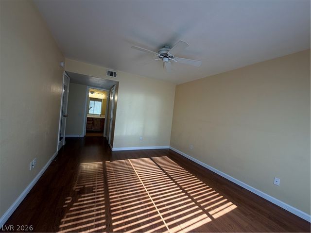 4955 Lindell Road 203, Las Vegas, NV 89118