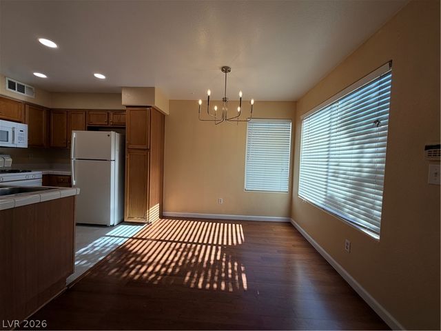 4955 Lindell Road 203, Las Vegas, NV 89118