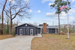 1716 Valley Ridge Drive, Fayetteville, NC 28303