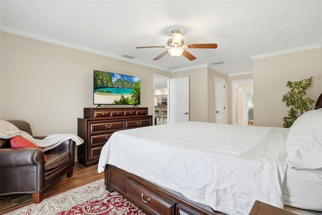 2207 WILLOWBROOK DR, Clearwater, FL 33764