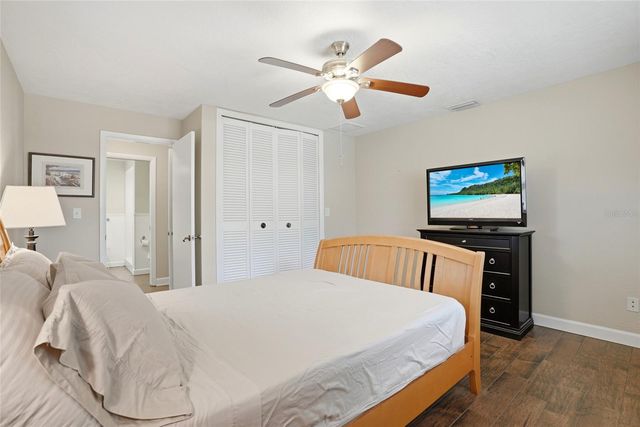 2207 WILLOWBROOK DR, Clearwater, FL 33764