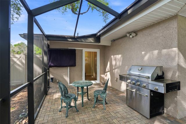 2207 WILLOWBROOK DR, Clearwater, FL 33764