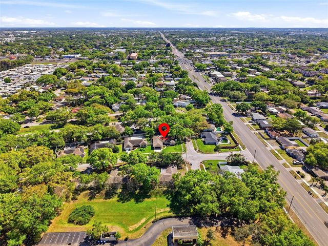 2207 WILLOWBROOK DR, Clearwater, FL 33764