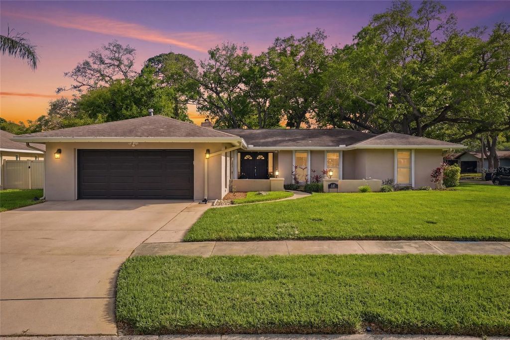 Image 1 of property listing at 2207 WILLOWBROOK DR, Clearwater, FL 33764