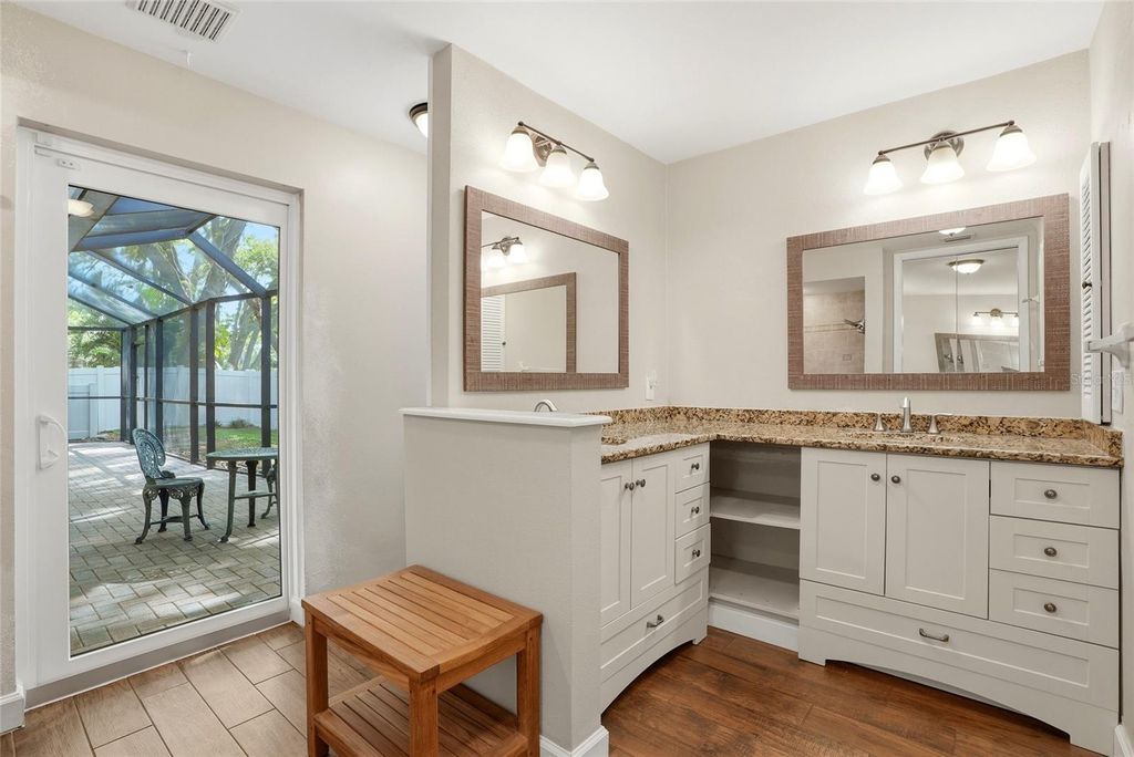 Image 18 of property listing at 2207 WILLOWBROOK DR, Clearwater, FL 33764