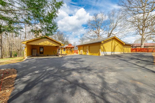 9973 Miller Road, Soddy Daisy, TN 37379