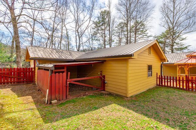 9973 Miller Road, Soddy Daisy, TN 37379