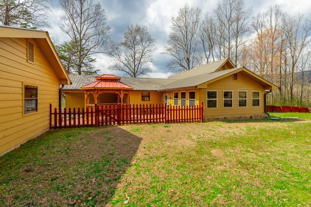 9973 Miller Road, Soddy Daisy, TN 37379