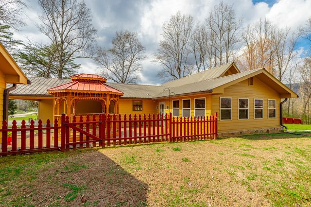 9973 Miller Road, Soddy Daisy, TN 37379