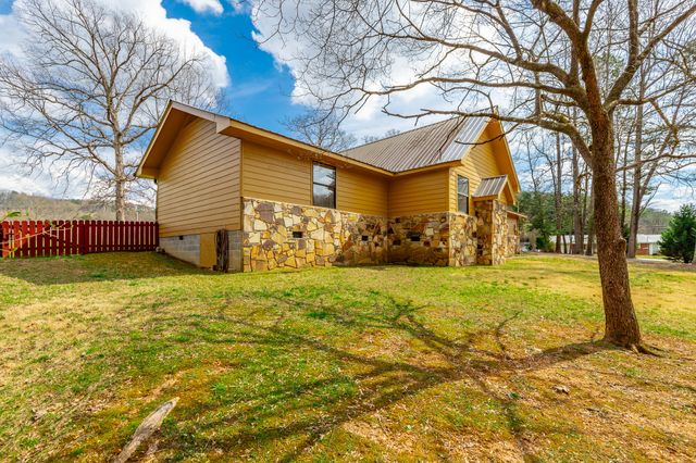 9973 Miller Road, Soddy Daisy, TN 37379