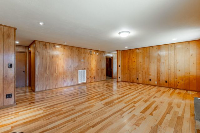 9973 Miller Road, Soddy Daisy, TN 37379