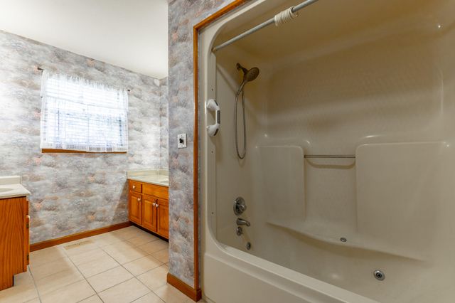 9973 Miller Road, Soddy Daisy, TN 37379