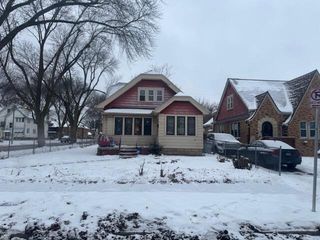 3003 N 44th STREET, Milwaukee, WI 53210