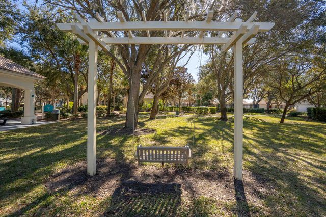 660 Casa Fuerta Ln, St Augustine, FL 32080