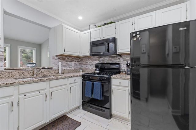 253 Braxton Place, Tucker, GA 30084