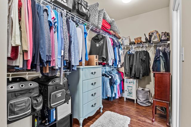 294 Brunswick Circle, Versailles, KY 40383